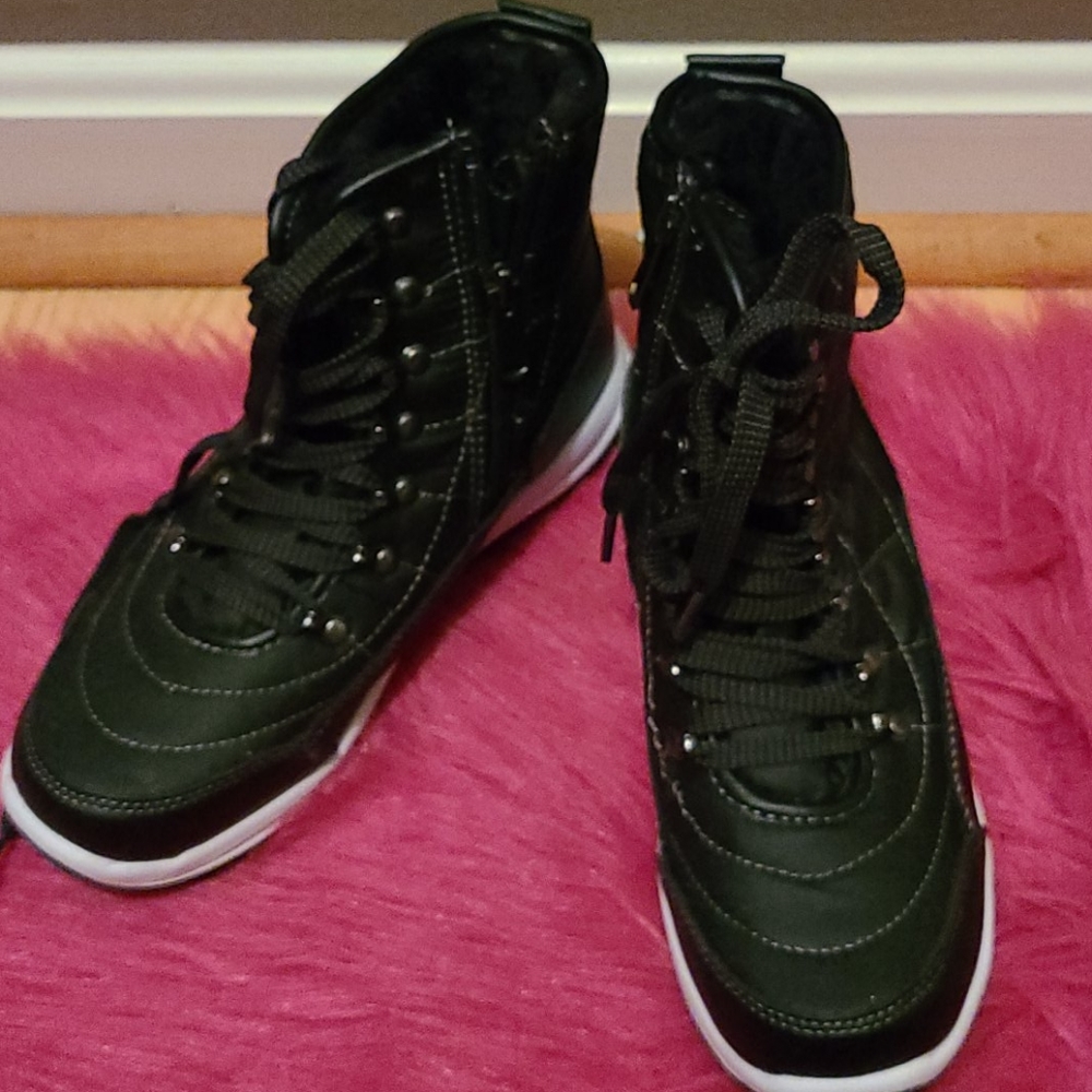 Black boots